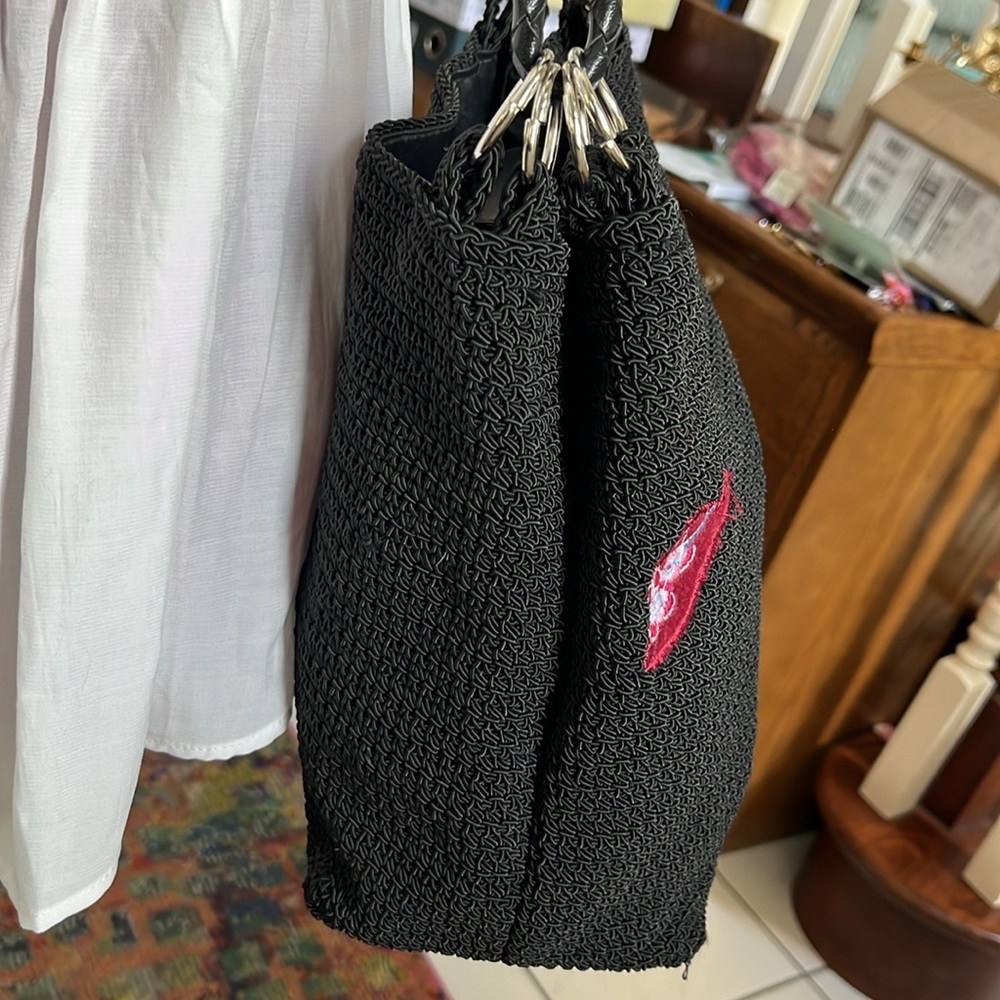 Crocheted bag  black / red velvet hat /white lt. Blue Red flower appliqué 3 comp - Picture 5 of 17